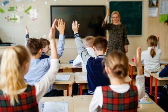 Ministras A. Monkevičius sveikina pedagogus Tarptautinės mokytojų dienos proga