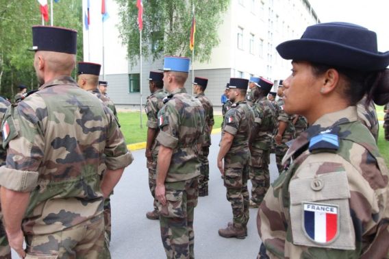 Susitiks Lietuvos krašto apsaugos ir Prancūzijos gynybos ministrai