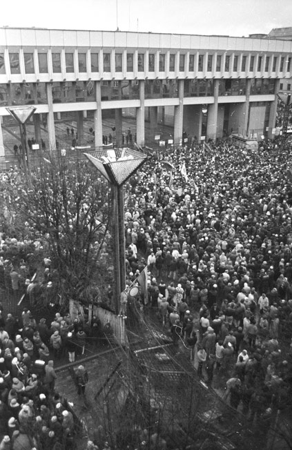 Halina Kobeckaitė. Dvasios laisvėjimas grėsmės akivaizdoje. II dalis