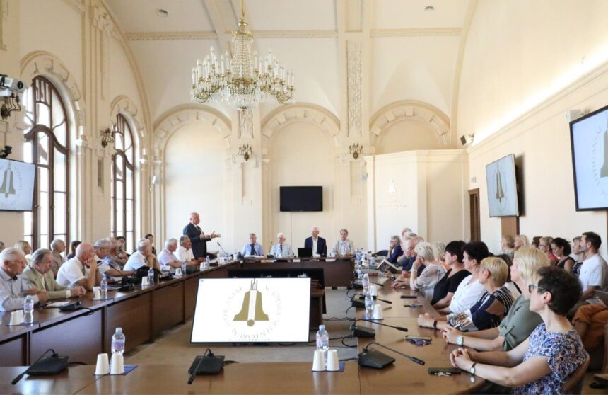 Svečiai iš Punsko viešėjo Lietuvos mokslų akademijoje Svečiai iš Punsko viešėjo Lietuvos mokslų akademijoje