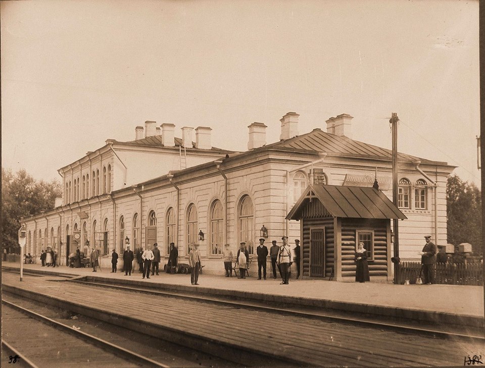 Geležinkelio Sankt Peterburgas-Švenčionėliai-Varšuva istorijos takais. Švenčionėlių geležinkelio stotis