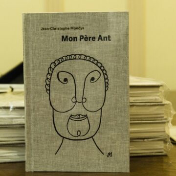 Paryžiuje pristatyta knyga apie skulptorių Antaną Mončį