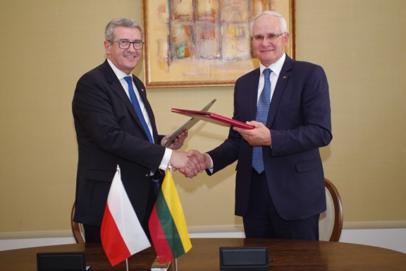 Lietuvos ir Lenkijos ministrai atnaujino prieš 15 metų sudarytą susitarimą aukštojo mokslo srityje