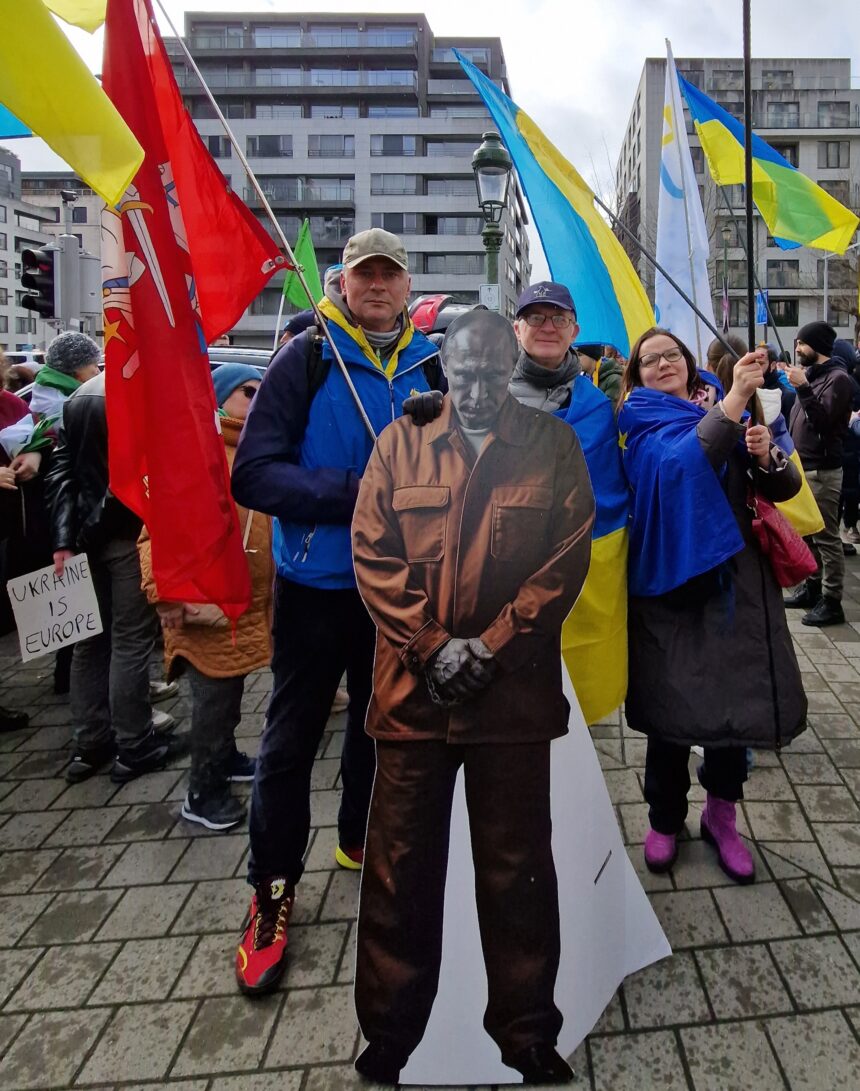 Pilietinio aktyvumo pamokos ukrainiečių bendruomenei Briuselyje, minint 2-ąsias Rusijos invazijos į Ukrainą metines