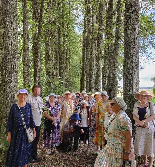 Šeimininkių bendrystės šventė Žadeikiuose Šeimininkių bendrystės šventė Žadeikiuose