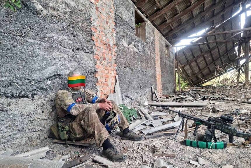 „Lietuvių legionas“ – Ukrainoje tarnaujantys legionieriai iš Lietuvos ir užsienio lietuviai „Lietuvių legionas“ – Ukrainoje tarnaujantys legionieriai iš Lietuvos ir užsienio lietuviai