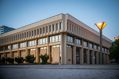 LR Seimas: Griežtai smerkiame Baltarusijos režimą, uždariusį lietuviškas Pelesos ir Rimdžiūnų mokyklas LR Seimas: Griežtai smerkiame Baltarusijos režimą, uždariusį lietuviškas Pelesos ir Rimdžiūnų mokyklas