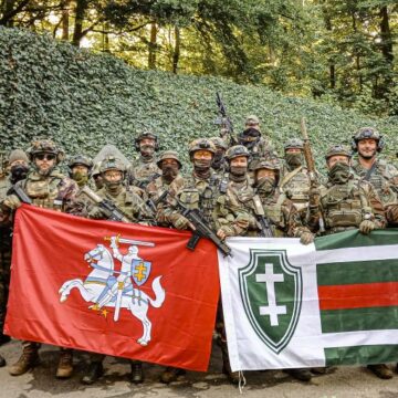 Diasporos šauliai pirmą kartą treniravosi su Danijos nacionaline gvardija Diasporos šauliai pirmą kartą treniravosi su Danijos nacionaline gvardija