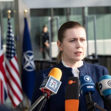 Krašto apsaugos ministrė: rusija iki šiol nė karto nesilaikė jokių susitarimų