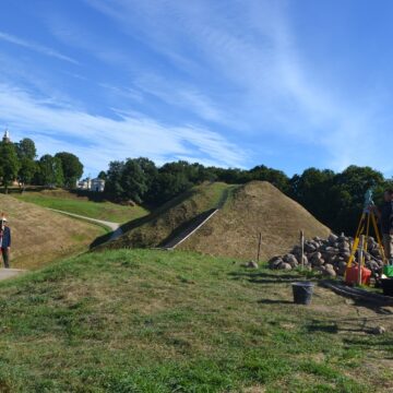 Archeologai Kernavėje tyrinėjo Aukuro kalno piliakalnį, ant kurio kadaise buvusi kunigaikščio rezidencija