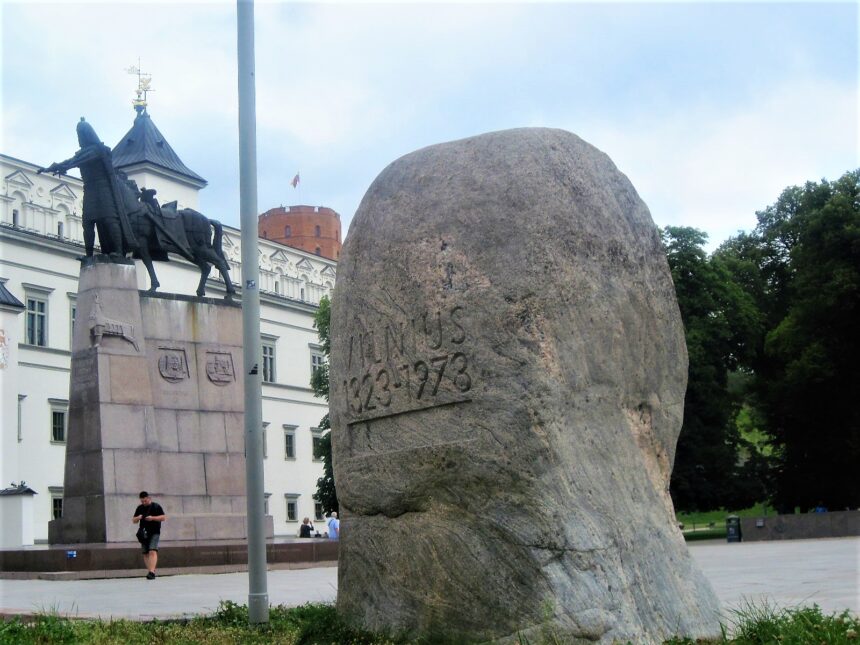 Povilas Sigitas Krivickas. Ar Vilnius mirė? Povilas Sigitas Krivickas. Ar Vilnius mirė?