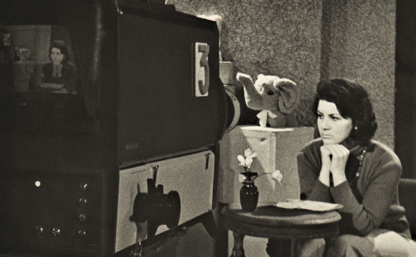 Teta Beta atsisveikina su radijo klausytojais Teta Beta atsisveikina su radijo klausytojais