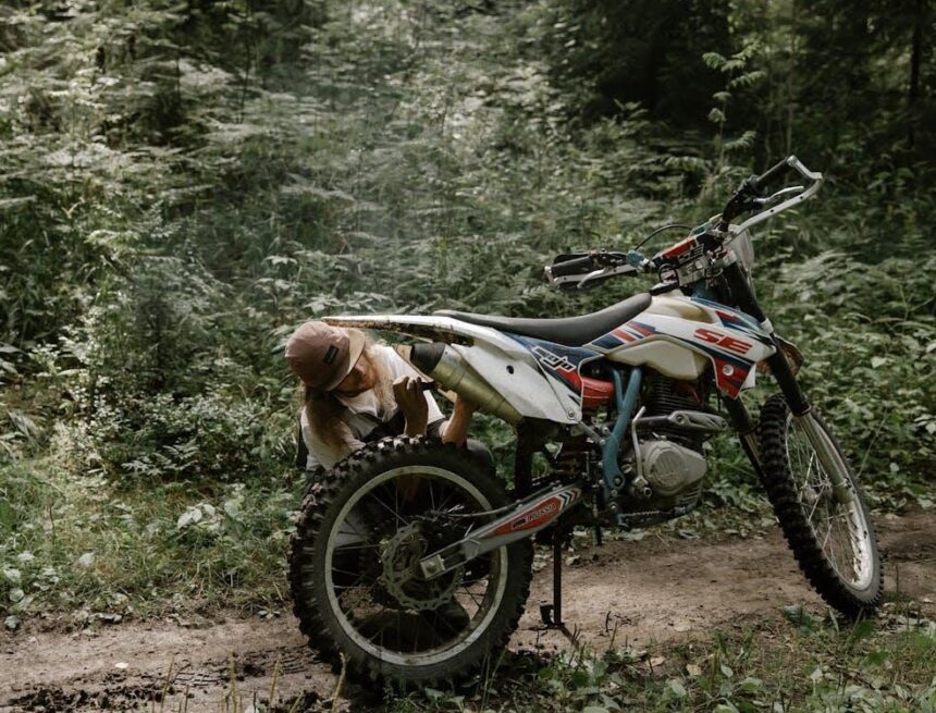 Kodėl tinkama moto apranga yra gyvybiškai svarbi saugumui kelyje? Atsako motociklininkas
