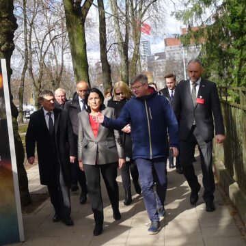 LGGRTC  Okupacijų ir laisvės kovų muziejuje lankėsi Sakartvelo prezidentė Salome Zourabichvili