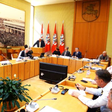 Istorinė atmintis yra tapusi informacinio ir kultūrinio karo sudedamąja dalimi Istorinė atmintis yra tapusi informacinio ir kultūrinio karo sudedamąja dalimi