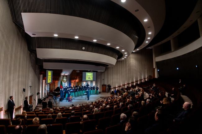 Vyriausybė paskyrė 12 kultūros ir meno premijų: įvertinti ryškiausi kūrėjai ir kritikai Vyriausybė paskyrė 12 kultūros ir meno premijų: įvertinti ryškiausi kūrėjai ir kritikai