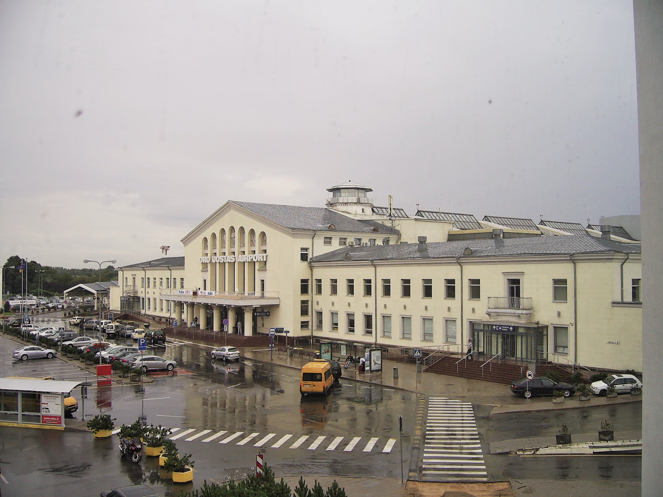 Valstybinė kultūros paveldo komisija: „negali būti kalbama apie  Vilniaus oro uosto pastato griovimą“