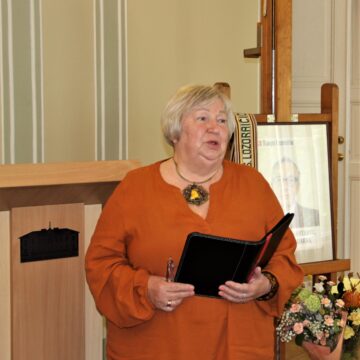 Stasio Lozoraičio premijos laureatė Gražina Viktorija Petrošienė: „Kiekvieną darbą turi dirbti profesionalai“ Stasio Lozoraičio premijos laureatė Gražina Viktorija Petrošienė: „Kiekvieną darbą turi dirbti profesionalai“