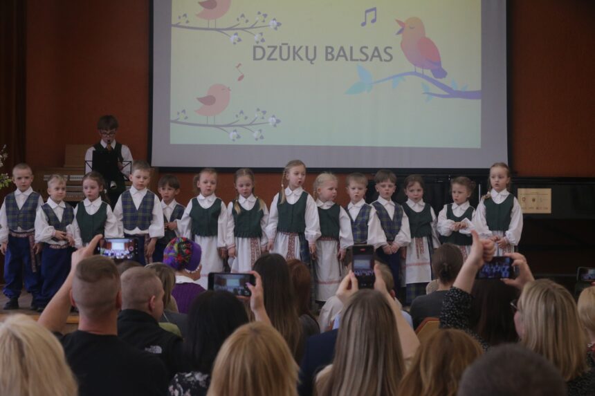 „Dzūkų balso“ konkursas – meilė, dėmesys ir pagarba savo kraštui ir Lietuvai
