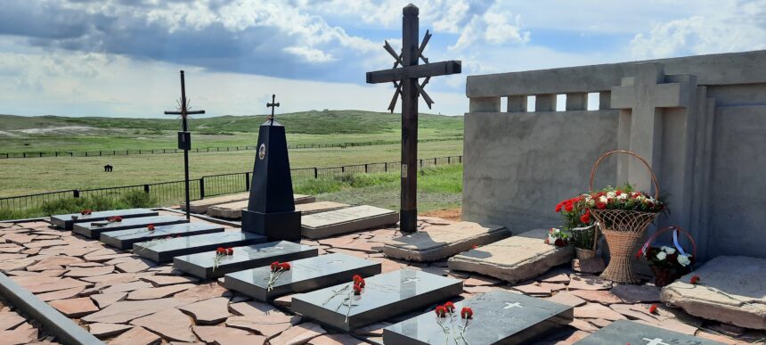 Spaske atidengtas paminklas kovotojams už Lietuvos laisvę