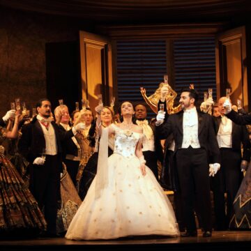 LRT tęsia Naujųjų metų tradiciją: išvakarėse transliuos žiūrovų pamėgtą Giuseppe Verdi operą Traviata