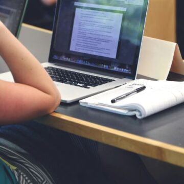 UŽT finansuojami kursai persikvalifikavimui: nuo administratoriaus iki programuotojo