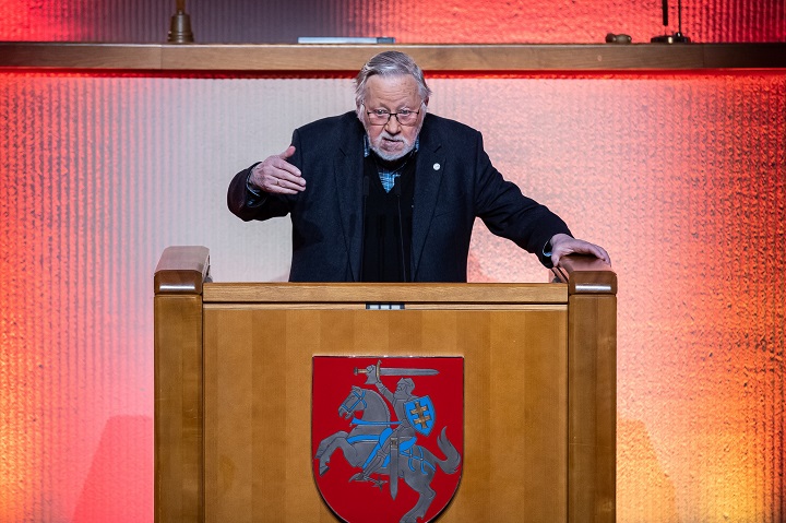 Aukščiausiosios Tarybos-Atkuriamojo Seimo Pirmininkas V. Landsbergis: „Lietuvai teko sava istorinė misija – sulaužyti apgaulės ir smurto doktriną“