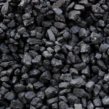 Akmens anglis – natūrali gamtos jėga šildymui