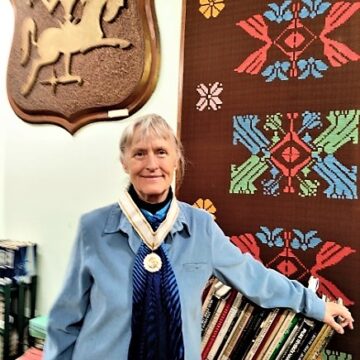 Amerikos lietuvių kultūros archyvo direktorė ir valdybos pirmininkė dr. Mirga Girniuvienė apdovanota Archyvaro garbės ženklu
