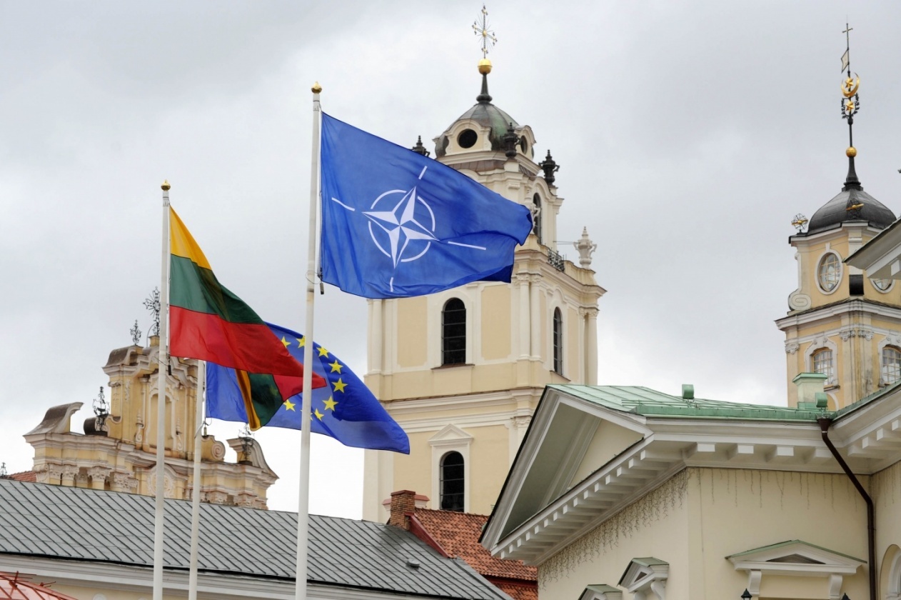 NATO tęs situacijos pasienyje su Baltarusija stebėjimą