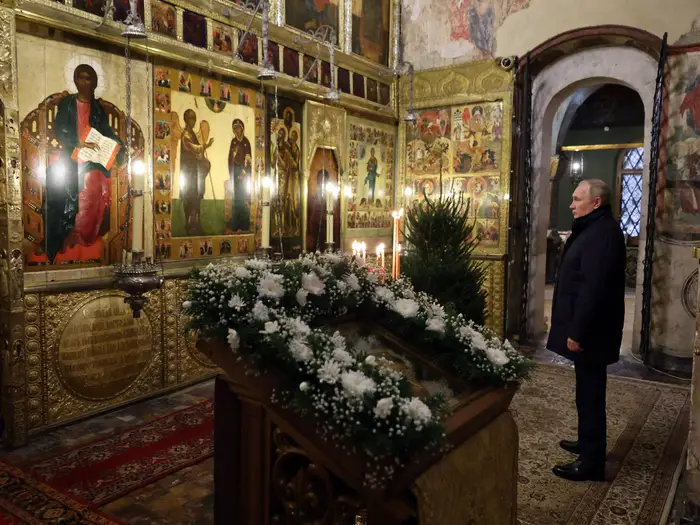 Vienišas ir apgailėtinas melo korifėjus Vienišas ir apgailėtinas melo korifėjus