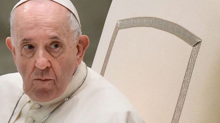 Popiežius apie Prancūzijoje paskelbtą ataskaitą: gėda, skausmas, artumas aukoms