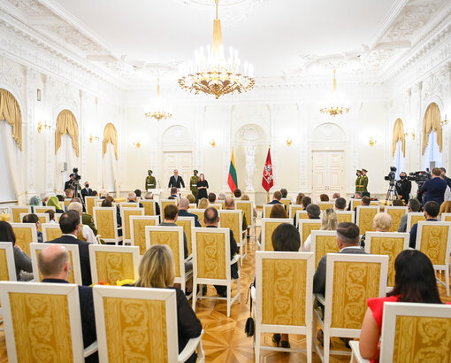 Už išskirtinius nuopelnus Lietuvai – prezidento apdovanojimai