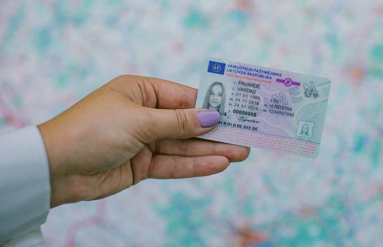 Vairuotojo pažymėjimą bus galima pateikti nustatant asmens tapatybę