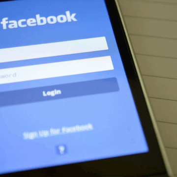Kaip pakeisti telefono numerį Facebook paskyroje?