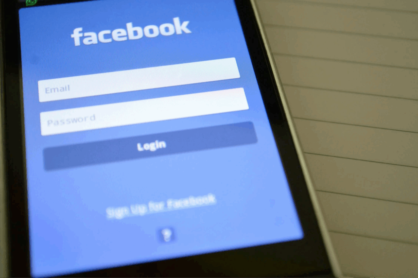 Kaip pakeisti telefono numerį Facebook paskyroje?