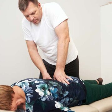 Suaugusiųjų kineziterapija: veiksmingi gydymo ir reabilitacijos sprendimai Suaugusiųjų kineziterapija: veiksmingi gydymo ir reabilitacijos sprendimai