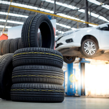 Kaip teisingas ratų suvedimas pagerina automobilio valdymą?