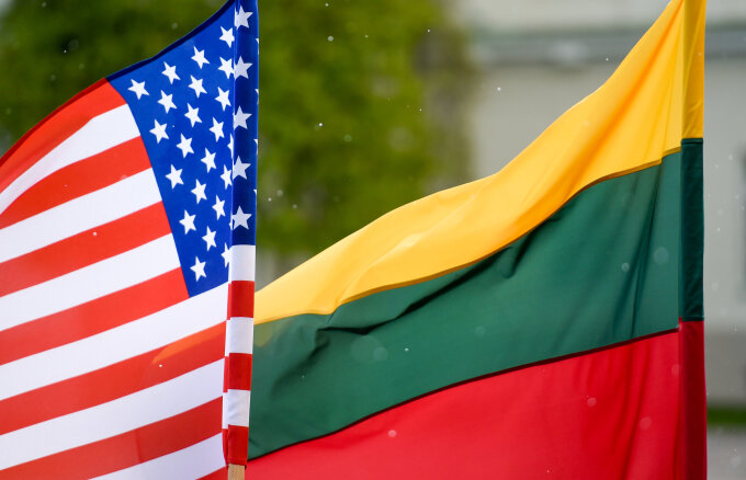 Prezidentas susitiks su JAV valstybės sekretoriumi Antony Blinkenu