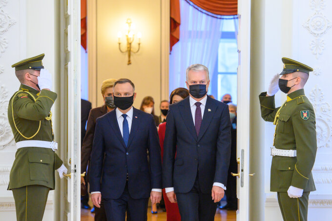 Prezidentas su Lenkijos vadovu aptarė situaciją pasienyje su Baltarusija