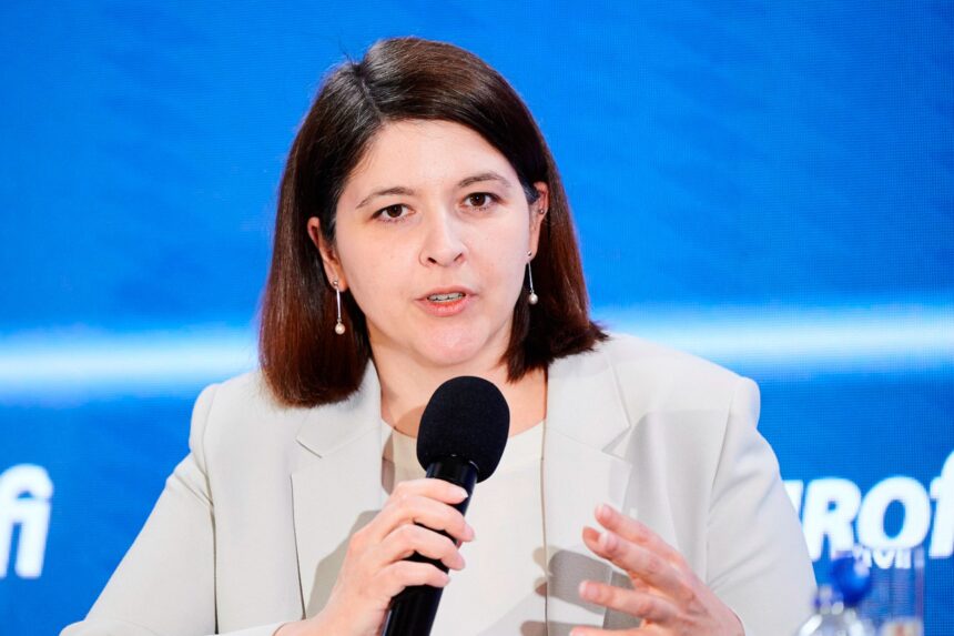 G. Skaistė britų „The Guardian“: rusija meluoja apie savo ekonominę galią: sankcijos veikia ir jų reikia daugiau G. Skaistė britų „The Guardian“: rusija meluoja apie savo ekonominę galią: sankcijos veikia ir jų reikia daugiau