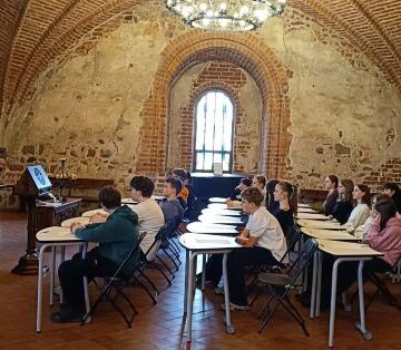 Trakų istorijos muziejus tapo ne tik istorijos saugotoju, bet ir gyvu pilietiškumo ugdymo centru Trakų istorijos muziejus tapo ne tik istorijos saugotoju, bet ir gyvu pilietiškumo ugdymo centru